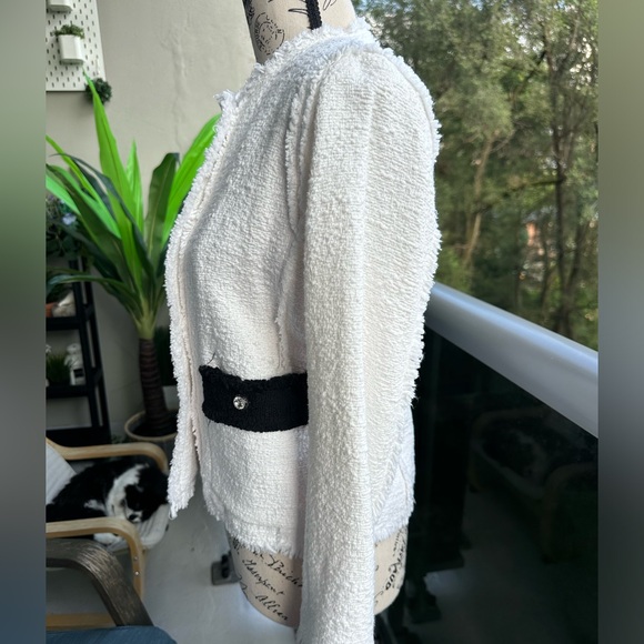 Zara Bouclé Blazer - Picture 2 of 13